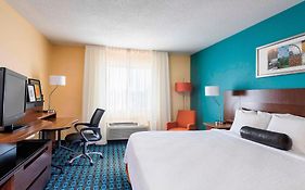 Fairfield Inn & Suites Holland